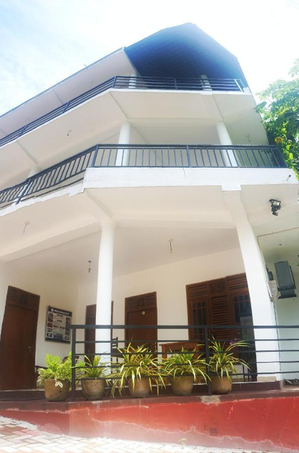 Resident Villa Unawatuna Exterior photo